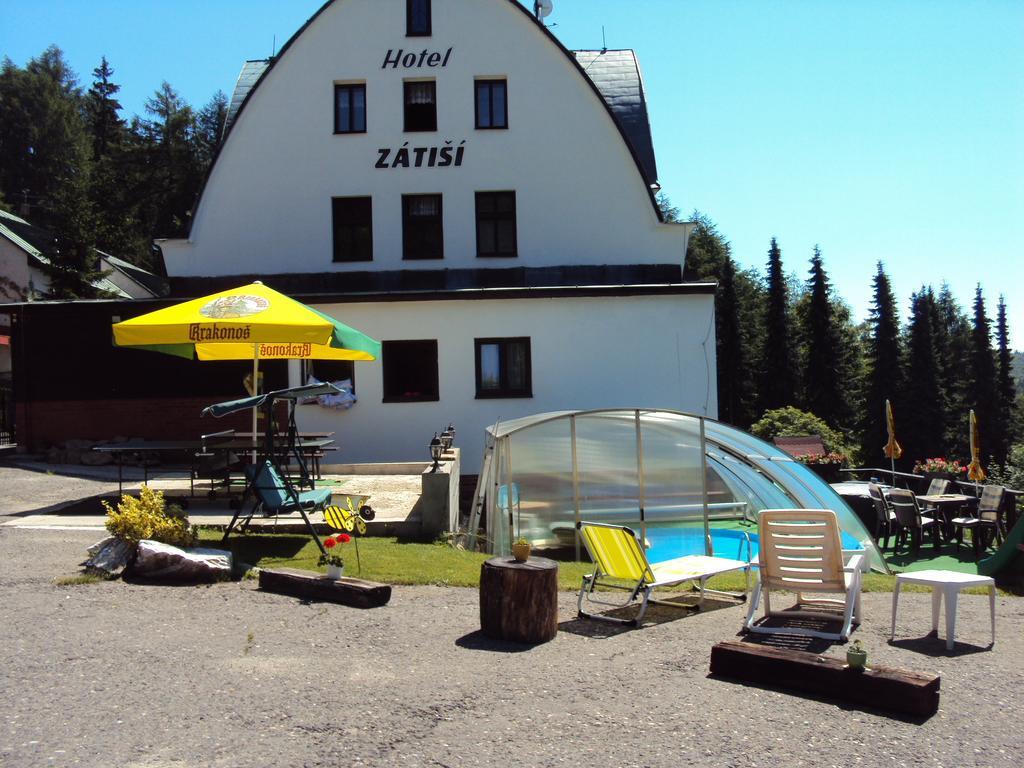Hotel Zatisi Janske Lazne Exterior foto